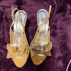 Valentino Women's Gold Bow Heels